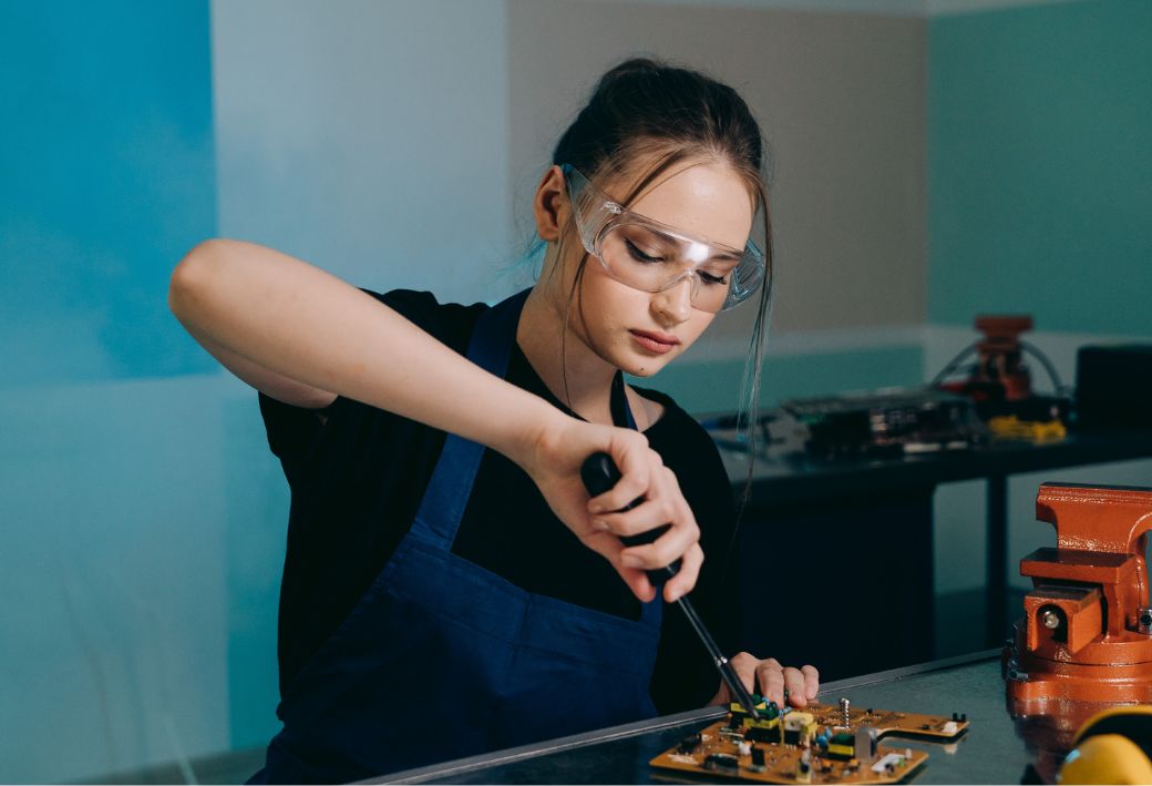 dualis-kepzes-szakkepzesi-munkaszerzodes