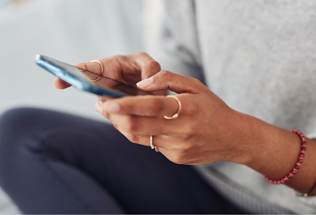 magyar-allamkincstar-adathalasz-sms