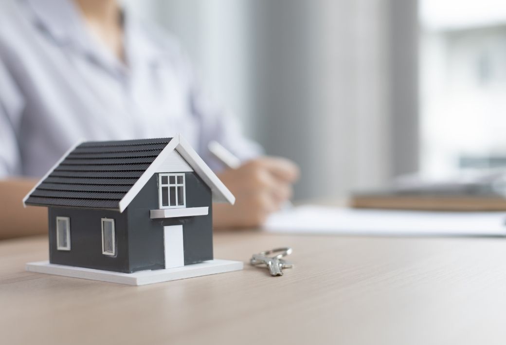 kozszolgak-lakhatasi-tamogatas